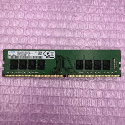 【町田店】中古  PC4-19200 16GB デスクトップ用(DDR4-2400) 135639 