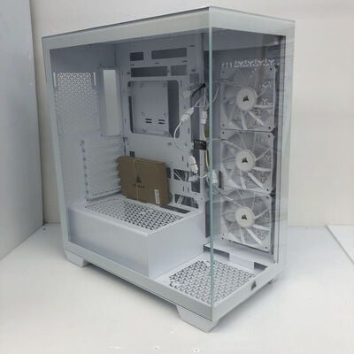 【徳島住吉店】中古  CORSAIR CC-9011279-WW (ARGB E-ATX ｶﾞﾗｽ WH) 5230001026 
