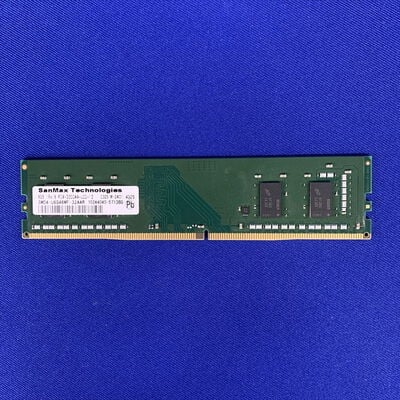 【横浜駅前店】中古  PC4-25600 8GB デスクトップ用(DDR4-3200) 140727 