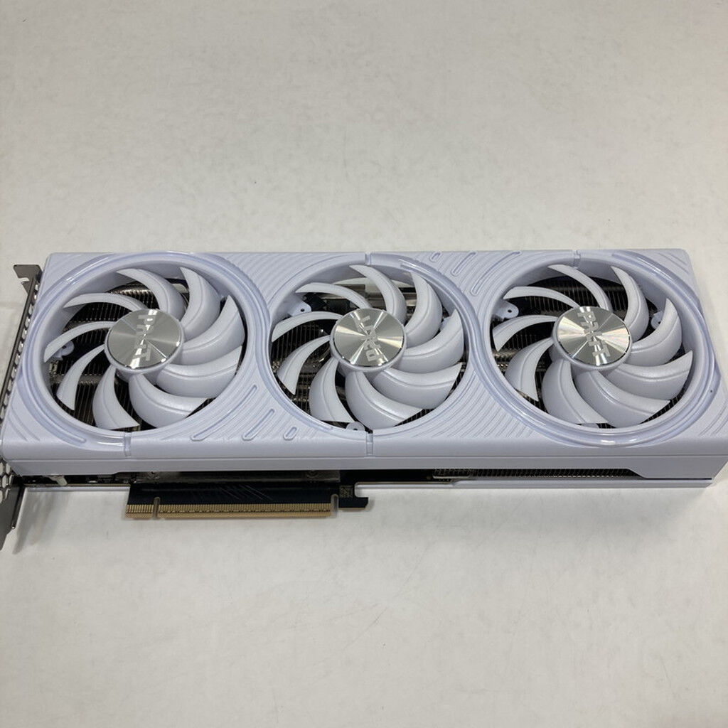 中古 Palit NE75070U19K9-GB2050W (RTX5070 12GB WHITE OC) 188946