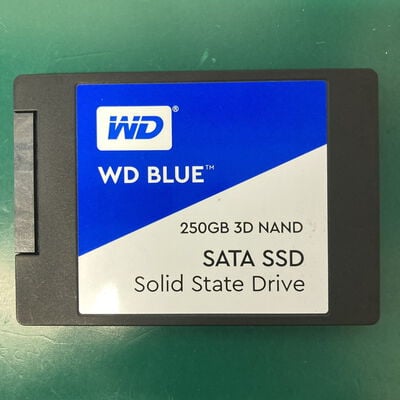 【神戸・三宮店】中古  各社 2.5インチ SSD 256GB SATA 124394 