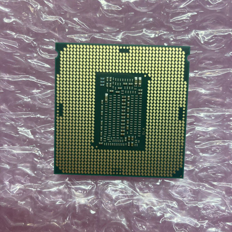 中古 INTEL Core i7 9700K (1151/3.60GHz/12M/C8/T8) 138481