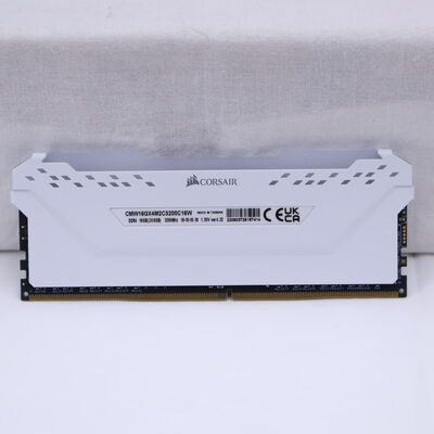 【通販センター】中古  PC4-25600 8GB デスクトップ用(DDR4-3200) 140727 