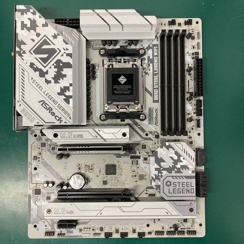 ASROCK B650 STEEL LEGEND WiFi 中古 中古 ASRock B650 Steel Legend WiFi (B650 AM5 ATX) 168306