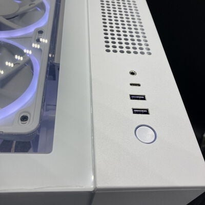 【熊本浜線店】中古  自作パソコン(i7 13700F/32GB/SSD1TB/RTX4070/OSなし) 5370000645 