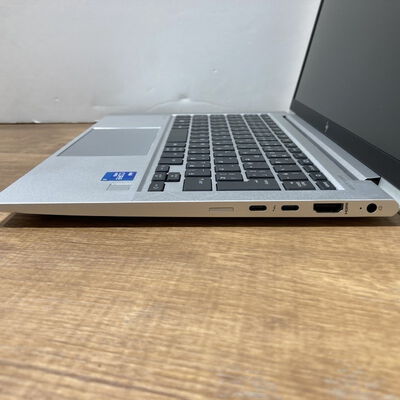 【富山本郷店】中古  HP EliteBook 830 G8 (Intel Core i5-1145G7/16GB/CPU内蔵/SSD 256GB/-/13.3inch/WLAN/WebCAM/Win 11 Home/-) 4760001342 