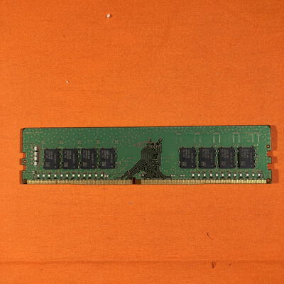 【なんば店】中古  PC4-19200 16GB デスクトップ用 135639 