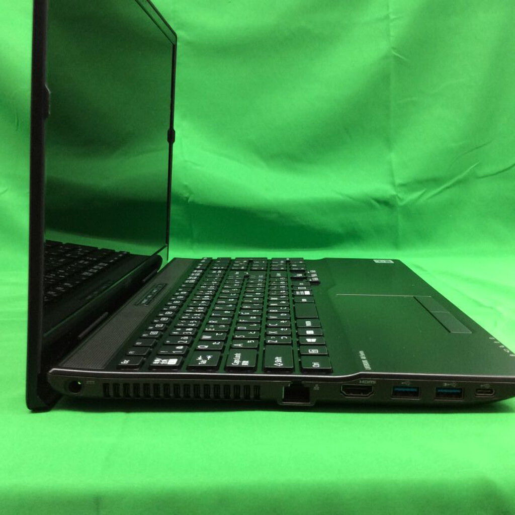 中古 富士通 FMVWFF3A(i5-10210U/8GB/SSD256GB/15.6inch/1366×768/W11H