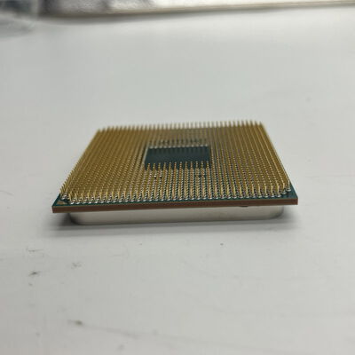 【なんば店】中古  AMD Ryzen 7 5700X (AM4/3.4GHz/36M/C8/T16/65W) 150182 