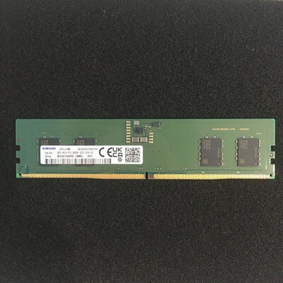 【博多店】中古  PC5-44800 8GB デスクトップ用 1460026045 