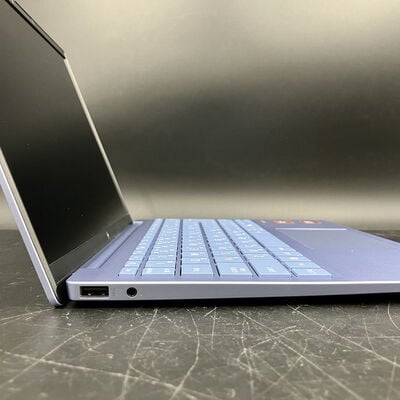 【大須店】中古  HP Pavilion Aero 13-bg0012AU 3120023462 