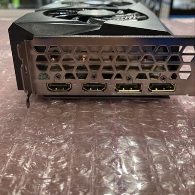 【宮崎恒久店】中古  Gigabyte Radeon Rx 7600 Gaming Oc 8g Amd 8 Gb Gddr6 5160000580 