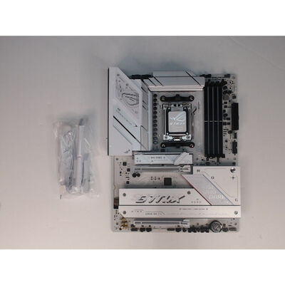 【前橋ｲﾝﾀｰｱｶﾏﾙ店】中古  ASUS ROG STRIX B850-A GAMING WIFI (B850 AM5 ATX) 175472 