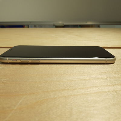 【鹿児島店】中古  【au】 Apple iPhone11 6.1インチ 128GB (ホワイト) MWM22J/A 140600 