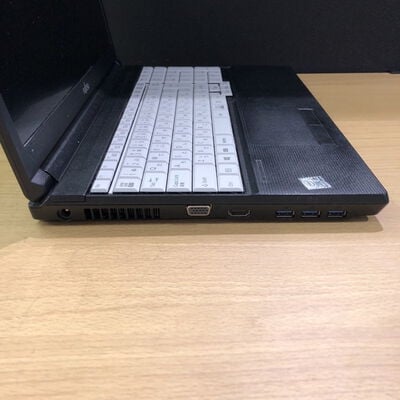 【甲府飯田店】中古  FUJITSU LIFEBOOK A5510/D (Core i5-10310U/4GB/SSD128GB) 182837 
