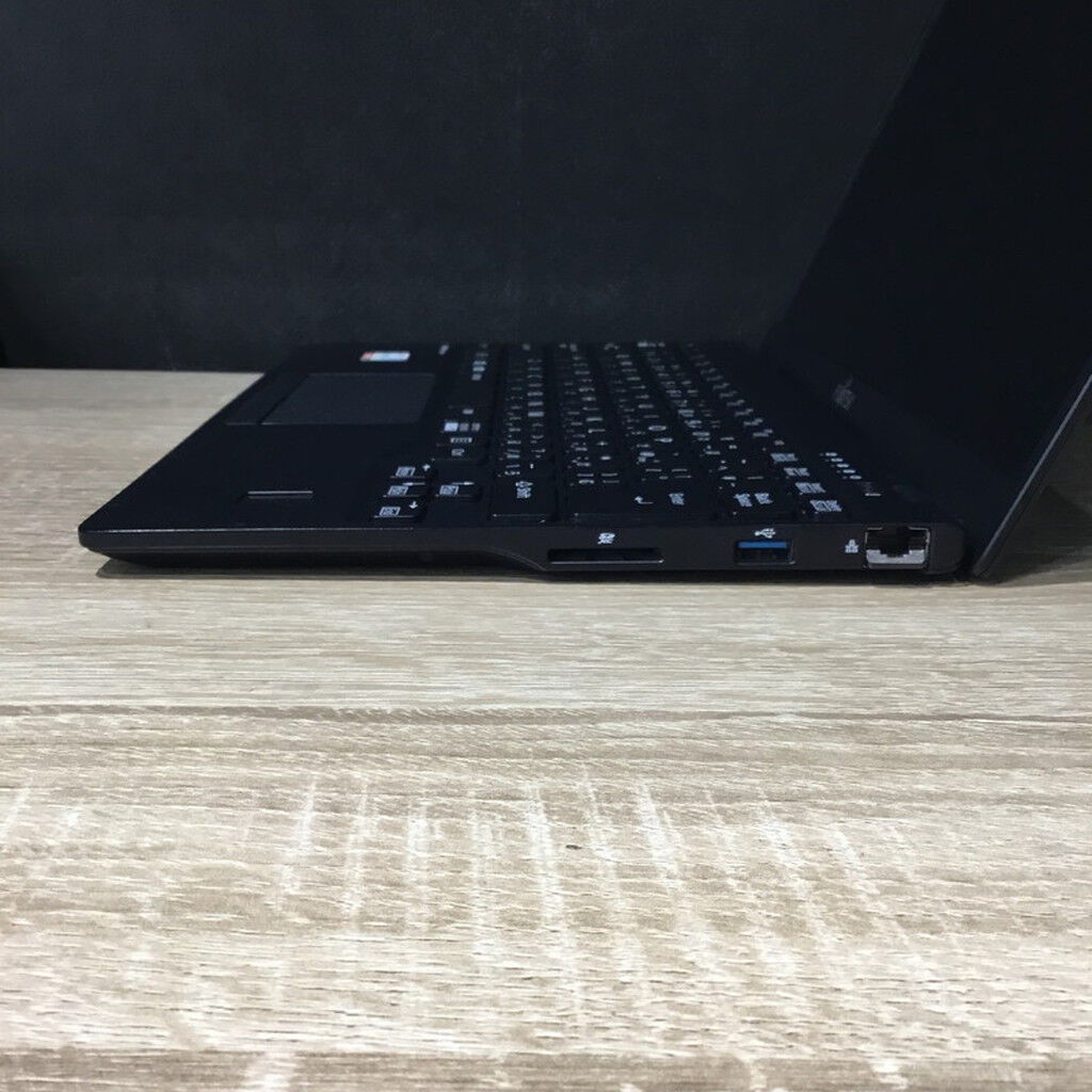 美品FujitsuU9311/FX i5-1135G7 8G-256G 富士通（FUJITSU） 【中古パソコン】富士通 LIFEBOOK U9311/F 中古