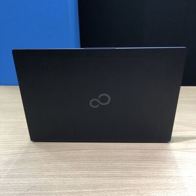 【甲府飯田店】中古  FUJITSU LIFEBOOK U939/CX FMVU2604GP (Intel Core i5 8265U 1.6GHz/8GB/SSD256GB/なし/オンボード/13.3/1920x1080/Wi-Fi/WEBCAM/W11H64) 181922 