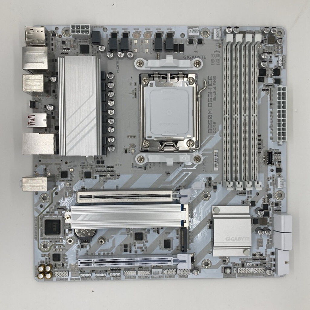 中古 GIGABYTE B850M DS3H ICE(B850 AM5 mATX DDR5) 1230010073