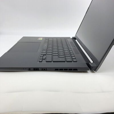 【宇都宮鶴田店】中古  GIGABYTE AERO X16(Ryzen AI 7 350/32GB/SSD1TB/RTX5060/W11H) 5280001256 