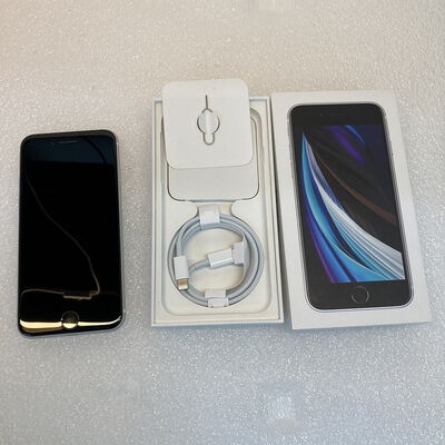 【京都店】中古  【au】Apple iPhoneSE 4.7インチ (第2世代/2020) 64GB (ホワイト) MHGQ3J/A 新パッケージ版 146172 