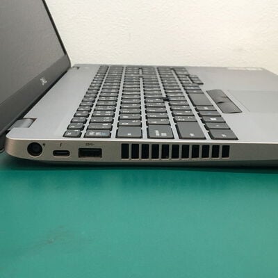 【佐賀南部バイパス店】中古  DELL Latitude 5511 (Intel Core i5 10400H 2.60GHz/8GB/SSD256GB/-/GeForce MX150/15.6/1920x1080/GbE/Wi-Fi/WEBCAM/W11H) 193830 