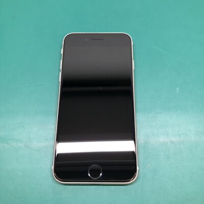 【津ラッツ店】中古  【au版SIMフリー】Apple iPhoneSE 4.7インチ (第3世代) 64GB (スターライト) MMYD3J/A 154840 