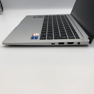 【甲府飯田店】中古  mouse Z4I7I01SARCAW101DEC(i7-1360P/32GB/SSD500GB/W11P) 4720003143 