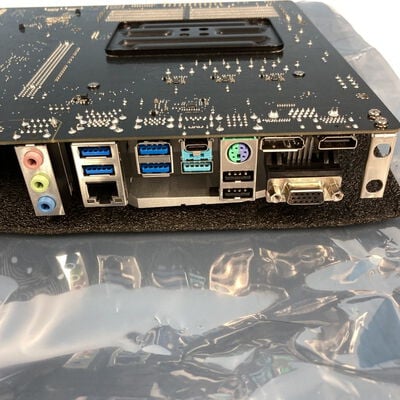【博多店】中古  ASRock B550M Pro4 (B550 AM4 mATX DDR4) 142938 
