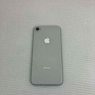 【秋葉原本店】中古  【SIMロック解除済み】【au】 iPhone8 64GB (シルバー)  MQ792J/A 155203 