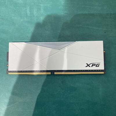 【浦添城間店(沖縄)】中古  PC4-25600 8GB デスクトップ用(DDR4-3200) 140727 