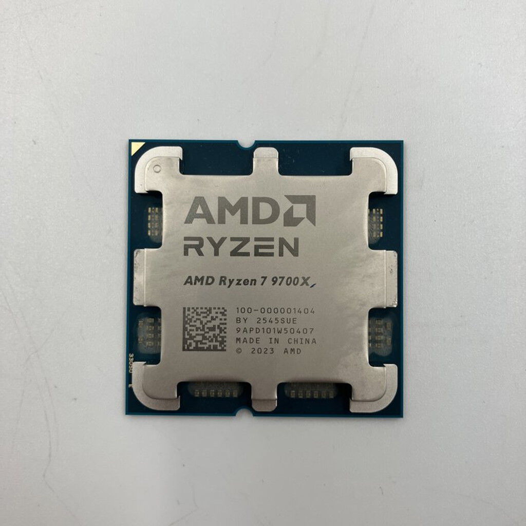 中古 AMD Ryzen 7 9700X (AM5/3.8GHz/40M/C8/T16/65W) 169022 （351799