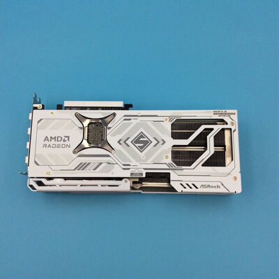 【秋葉原本店】中古  ASRock RX9070XT SL 16G Steel Legend 16GB (RX9070XT 16G) 176937 