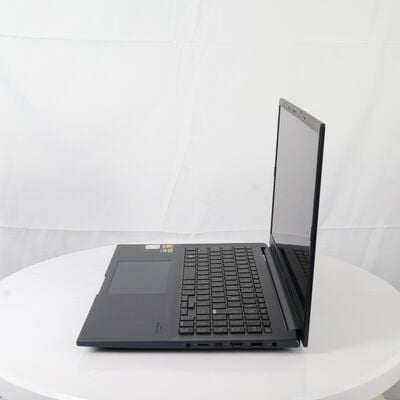 【通販センター】中古  ASUS Vivobook Pro 15 M6500XU-LP041W(AMD Ryzen 7 7840HS w/ Radeon 780M Graphics/16GB/SSD500GB/なし/NVIDIA GeForce RTX 4050 6GB Laptop GPU/15.6/1920x1080/Wi-Fi/W11H64 MAR) 185432 