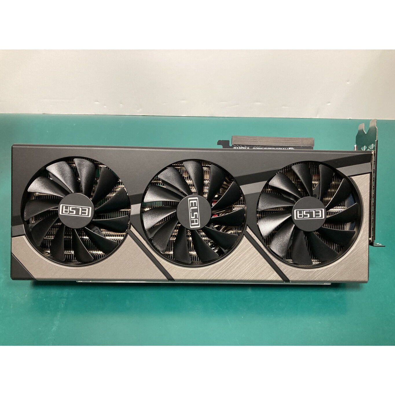 中古 ELSA GeForce RTX 4080 SUPER S.A.C X3 OC GD4080S-16GEBSX3OC