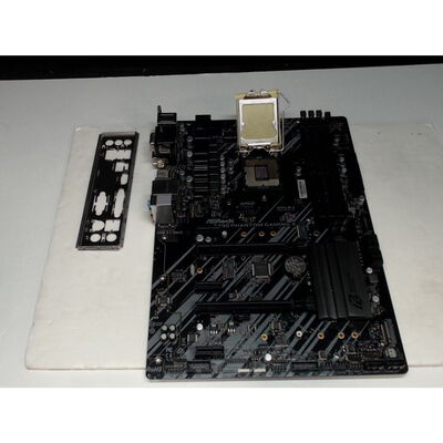 【前橋ｲﾝﾀｰｱｶﾏﾙ店】中古  ASRock Z390 Phantom Gaming 4 (Z390 1151 ATX DDR4) 138883 