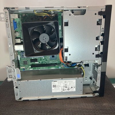 【浦添城間店(沖縄)】中古  DELL Vostro 3470(Intel Core i5 9400/8GB/SSD256GB/DVDマルチ/オンボード/W11H64 MAR) 176653 