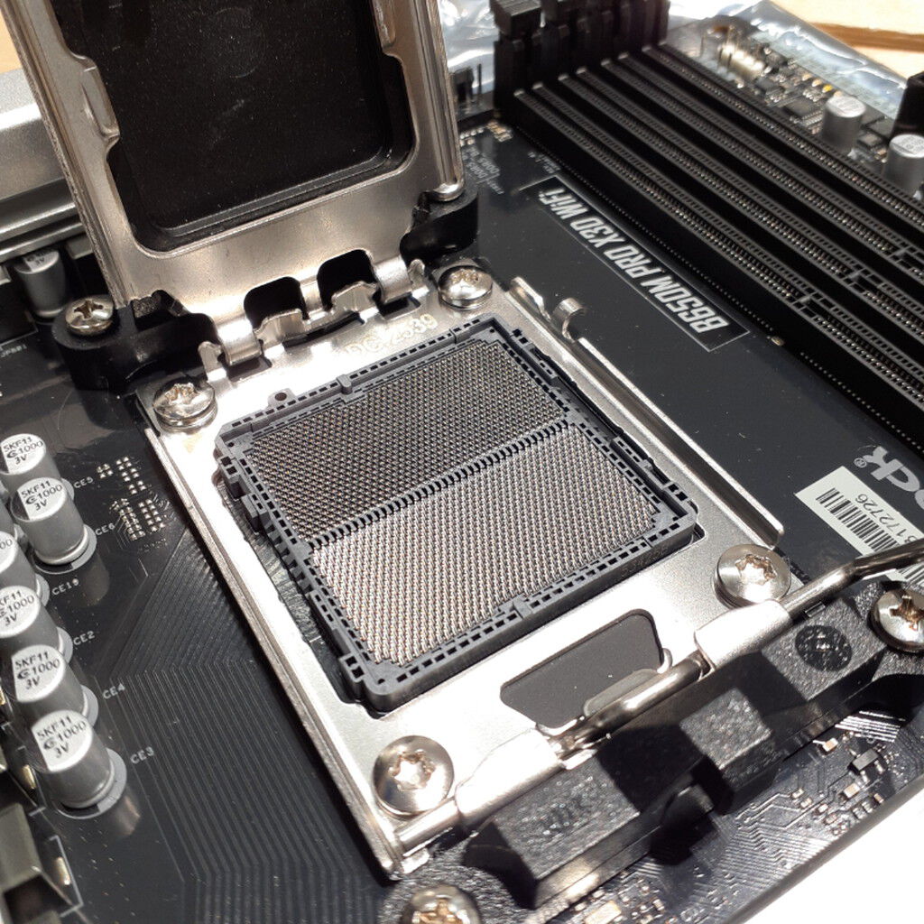 中古 ASRock B650M Pro X3D WiFi (B650 AM5 mATX DDR5) 3250005975