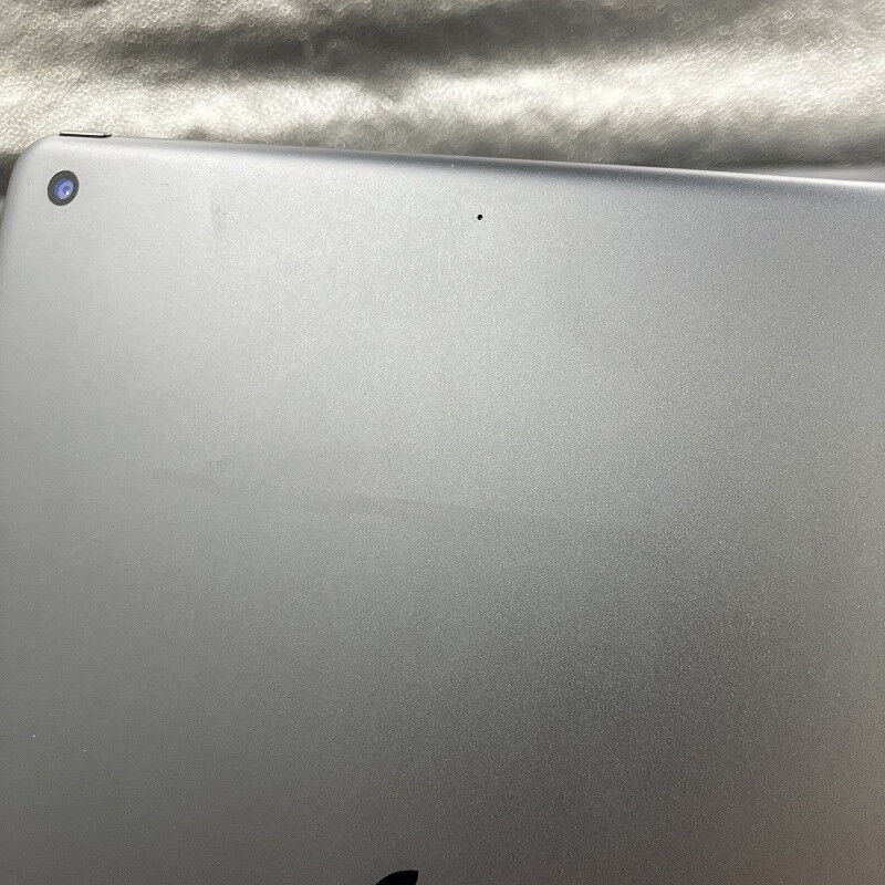 中古 【海外版】Apple iPad 第7世代/2019 Wi-Fi 32GB スペース