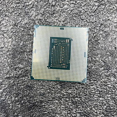 【熊本浜線店】中古  Intel Core i7 9700F (1151/3.00GHz/12M/C8/T8) 140317 