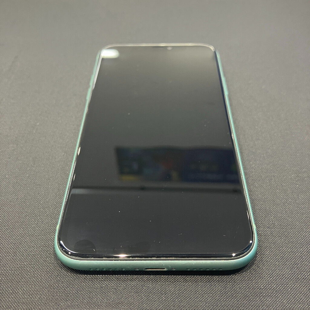 中古 【SIMロック解除済み】【docomo】 Apple iPhone11 64GB