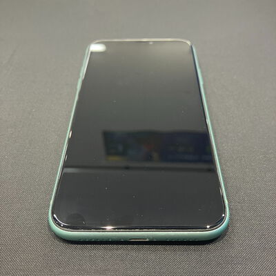 【鹿児島店】中古  【SIMロック解除済み】【docomo】 Apple iPhone11 64GB (グリーン) MHDG3J/A 新パッケージ版 155687 