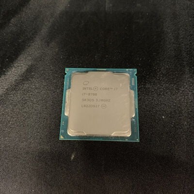 【横浜駅前店】中古  INTEL Core i7 8700 (1151/3.20GHz/12M/C6/T12) 136198 