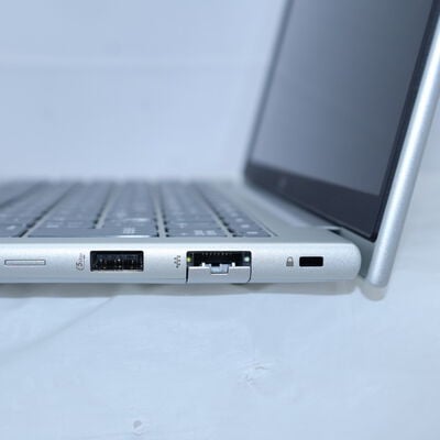 【通販センター】中古  HP EliteBook 630 G11(Intel Core Ultra 5 125U/16GB DDR5 (PC5)/SSD512GB/なし/オンボード/13.3/1920x1200/Wi-Fi/W11H64 MAR) 203817 