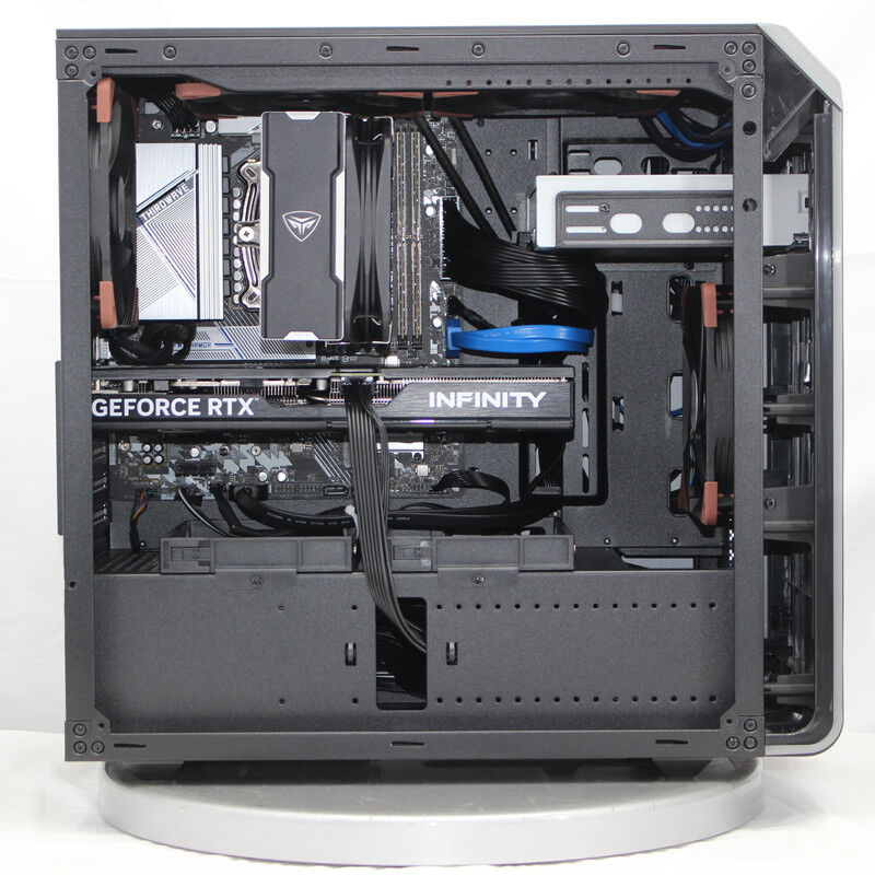 中古 THIRDWAVE GALLERIA SKM Ver.2(AMD Ryzen 7 9700X/64GB DDR5 (PC5