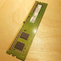 中古  PC4-25600 8GB デスクトップ用_ 184899 