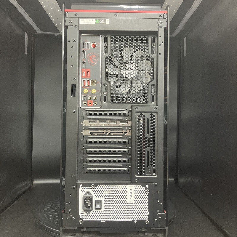 中古 自作PC(i7 9700F/32GB/SSD250GB+1TB/HDD4TB/GTX1660Ti