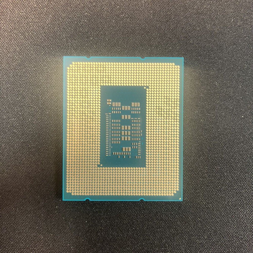 s*i様 【中古】CPU Intel Core i3-14100 Processador Intel I3-14100f Lga1700 De 4,7 Ghz Bx8071514100f