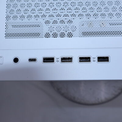 【通販センター】中古  THIRDWAVE GALLERIA SF WH(AMD Ryzen 7 5700X/32GB DDR4 (PC4)/SSD1TB/なし/NVIDIA GeForce RTX 5060 8GB/W11H64 MAR) 204461 