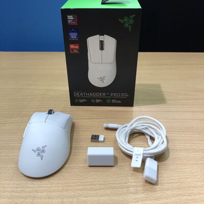 【甲府飯田店】中古  Razer DeathAdder V3 Pro (White Edition) (RZ01-04630200-R3A1) 4720002432 