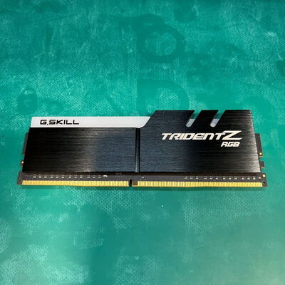 【静岡東瀬名店】中古  PC4-25600 8GB デスクトップ用 140727 